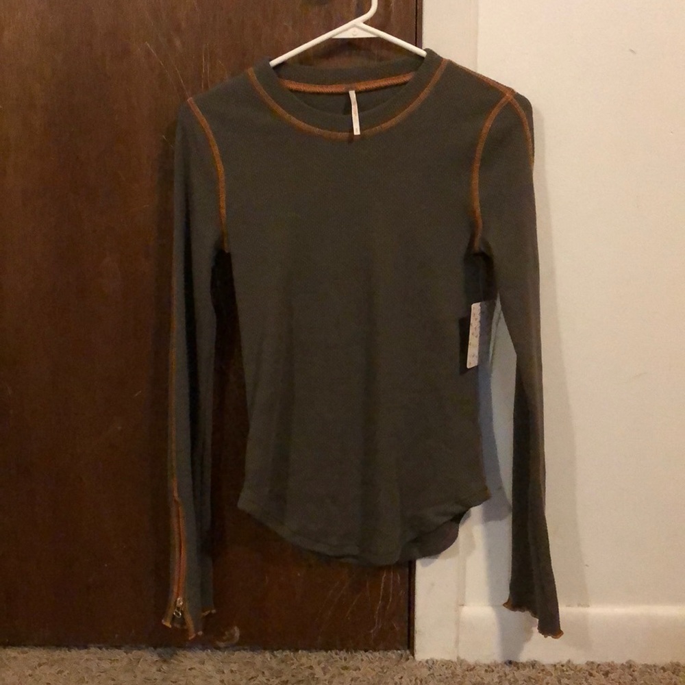 Free people zip it cuff henley crew neck small